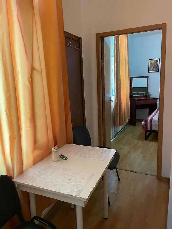 Budget Inn Amzei Bucureşti 0*,