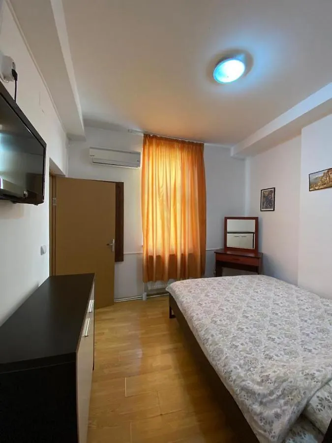 Budget Inn Amzei Bucharest 0*,  Romania